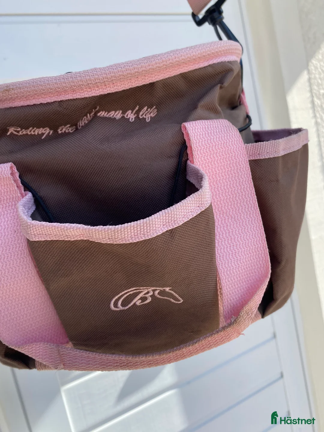 Övrig Hästutrustning hästutrustning till salu: brun ryktväska💗  - Annons 5