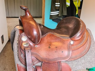 Sadlar hästutrustning till salu: Diamond C FQ 16" i Grängesberg - Annons 1