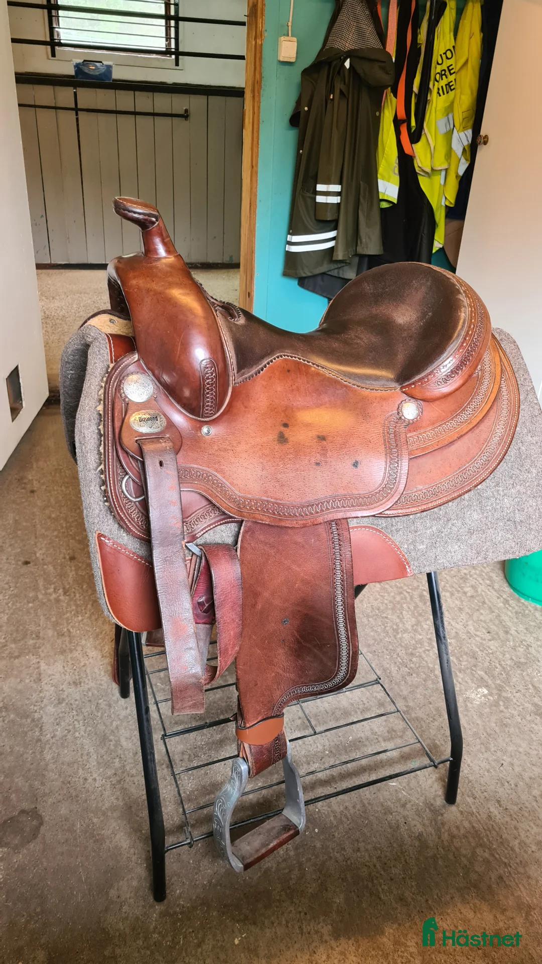 Sadlar hästutrustning till salu: Diamond C FQ 16" i Grängesberg - Annons 1