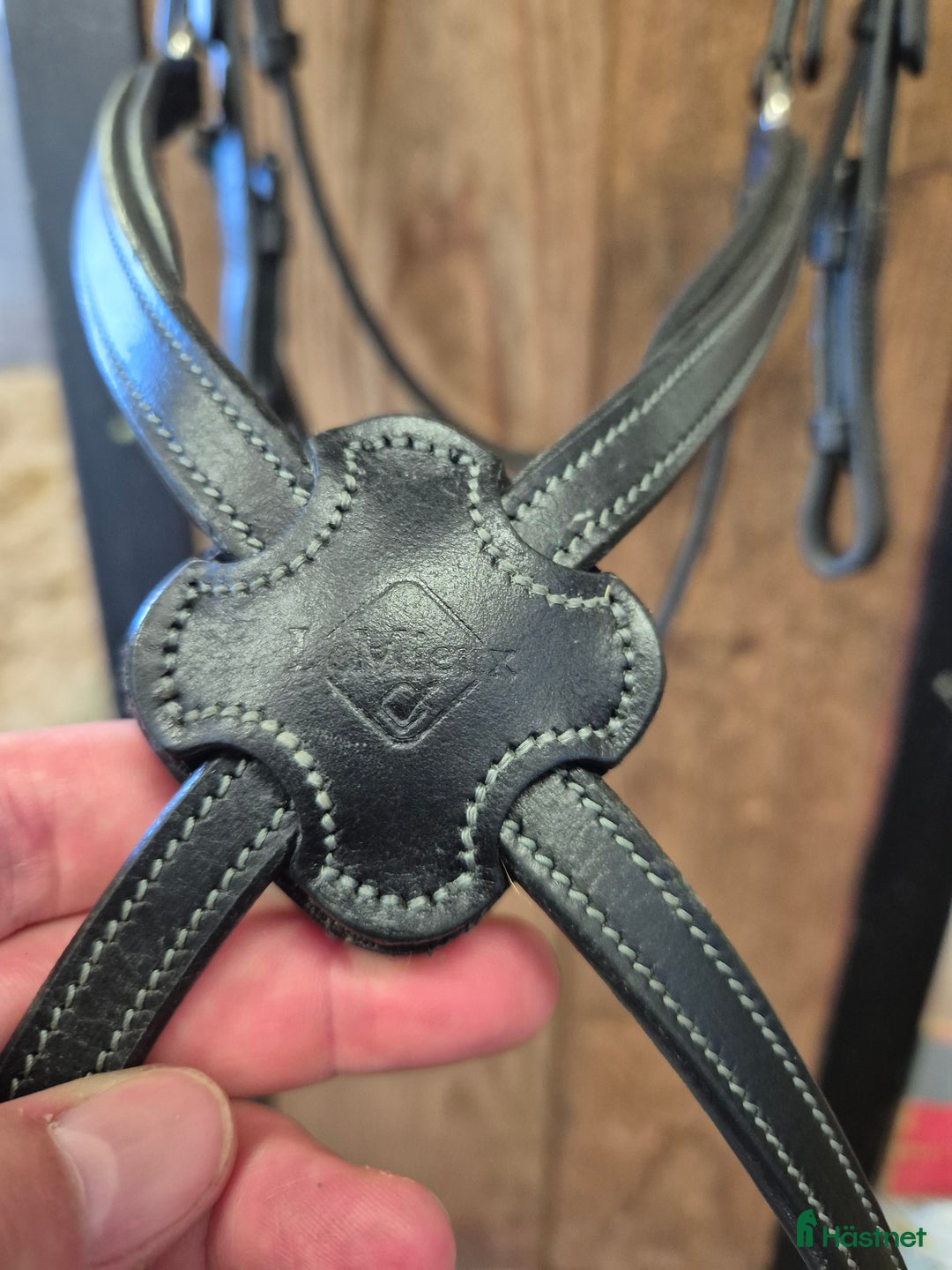 Träns hästutrustning till salu: Träns, pannband, bett och nosgrimma svart läder i Ullånger - Annons 3