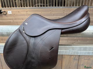 Sadlar hästutrustning till salu: Equipe Exp. Linnea Special 16,5" i Tolvsrød - Annons 1