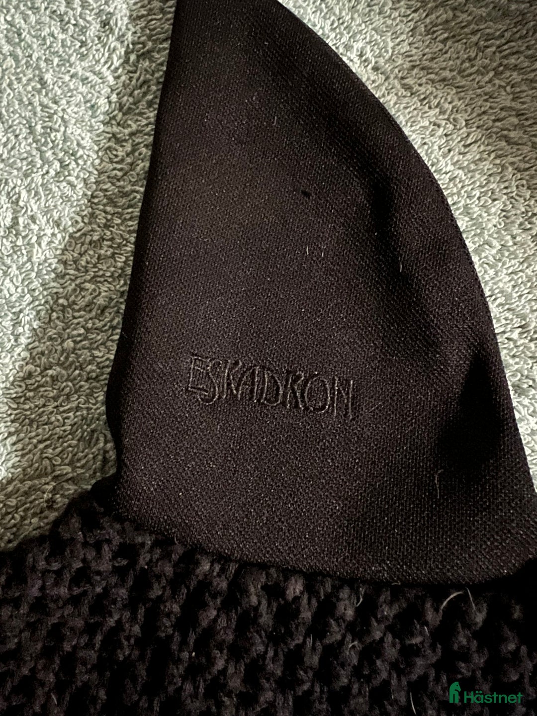 Övrig Hästutrustning hästutrustning till salu: Eskadron luva i Eskilstuna - Annons 2