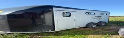 Hästtransporter  fordon & transport till salu: Cheval maxi 4 hästtransport  - Annons 4