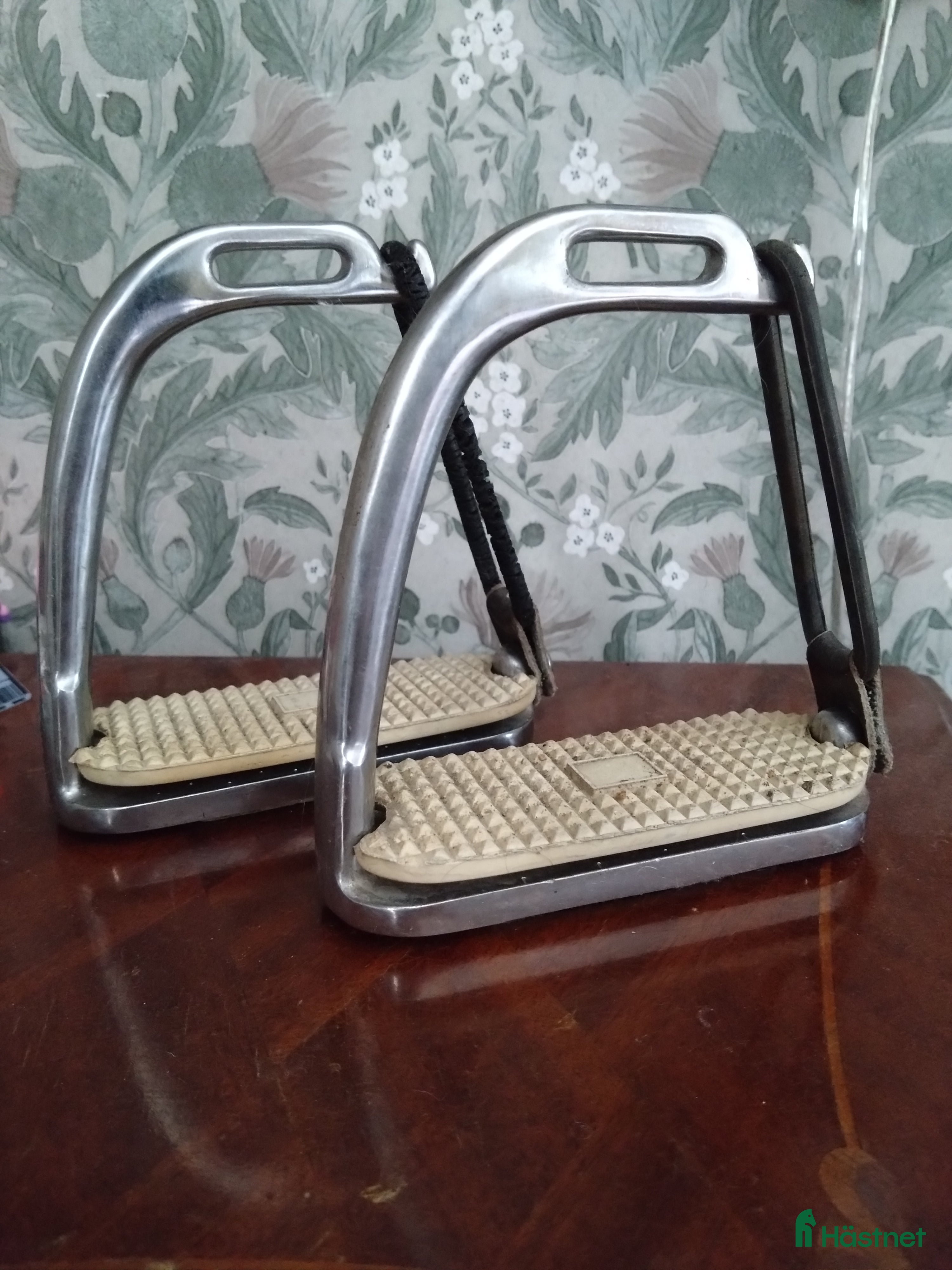 Stigbyglar hästutrustning Stigbyglar  - Annons 1