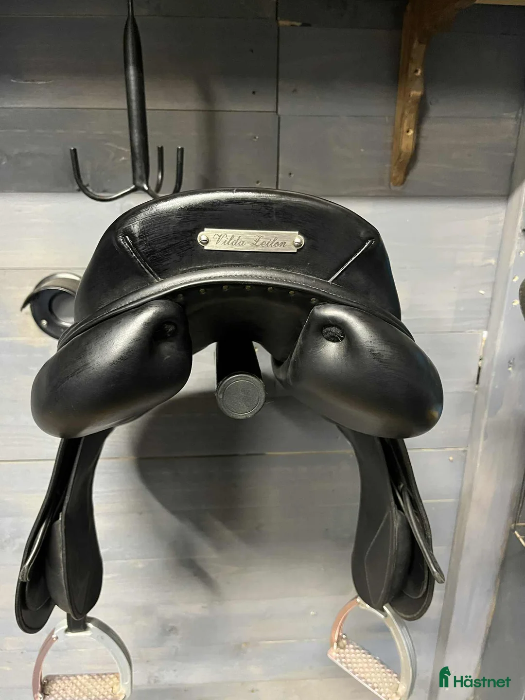 Sadlar hästutrustning till salu: Bruno Delgrange Nino 15,5 - Annons 3