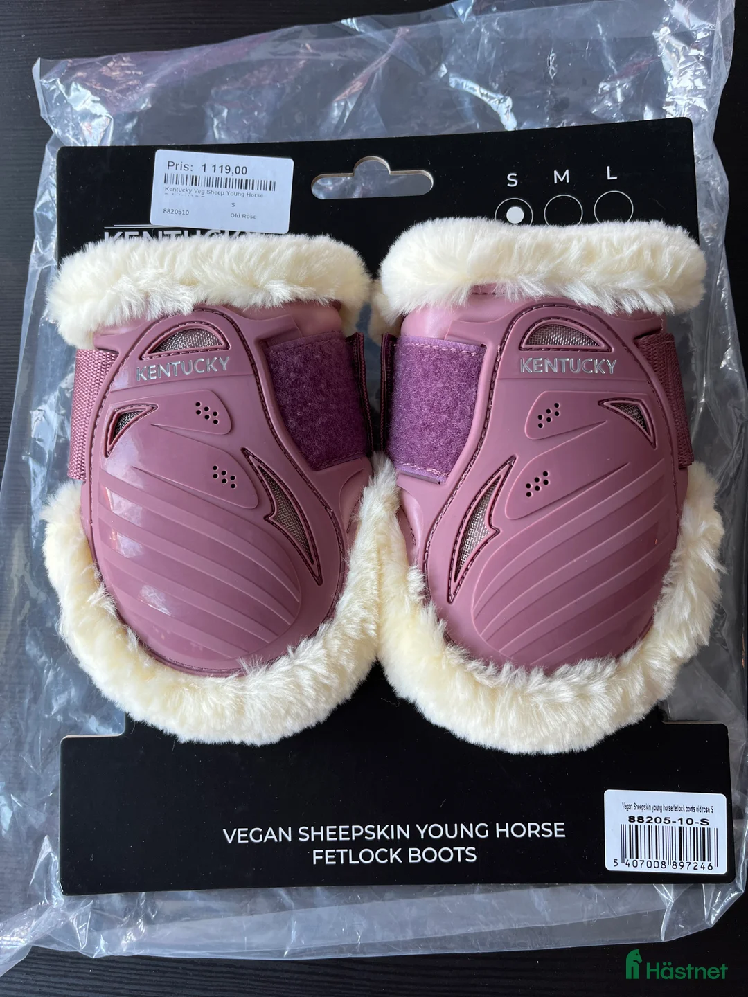 Benskydd hästutrustning till salu: NWT Kentucky Rosa skrykkappor i bambu och fluff - Annons 1