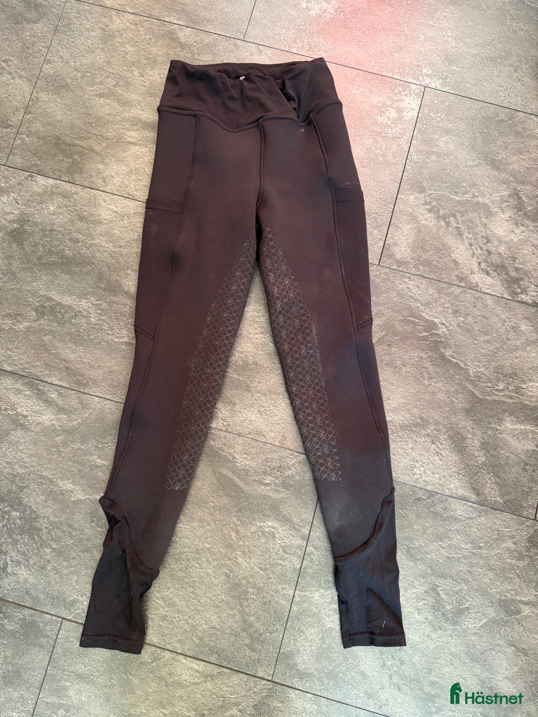 Ridbyxor ryttarutrustning till salu: Ridbyxor + hoodie  i Halmstad - Annons 8
