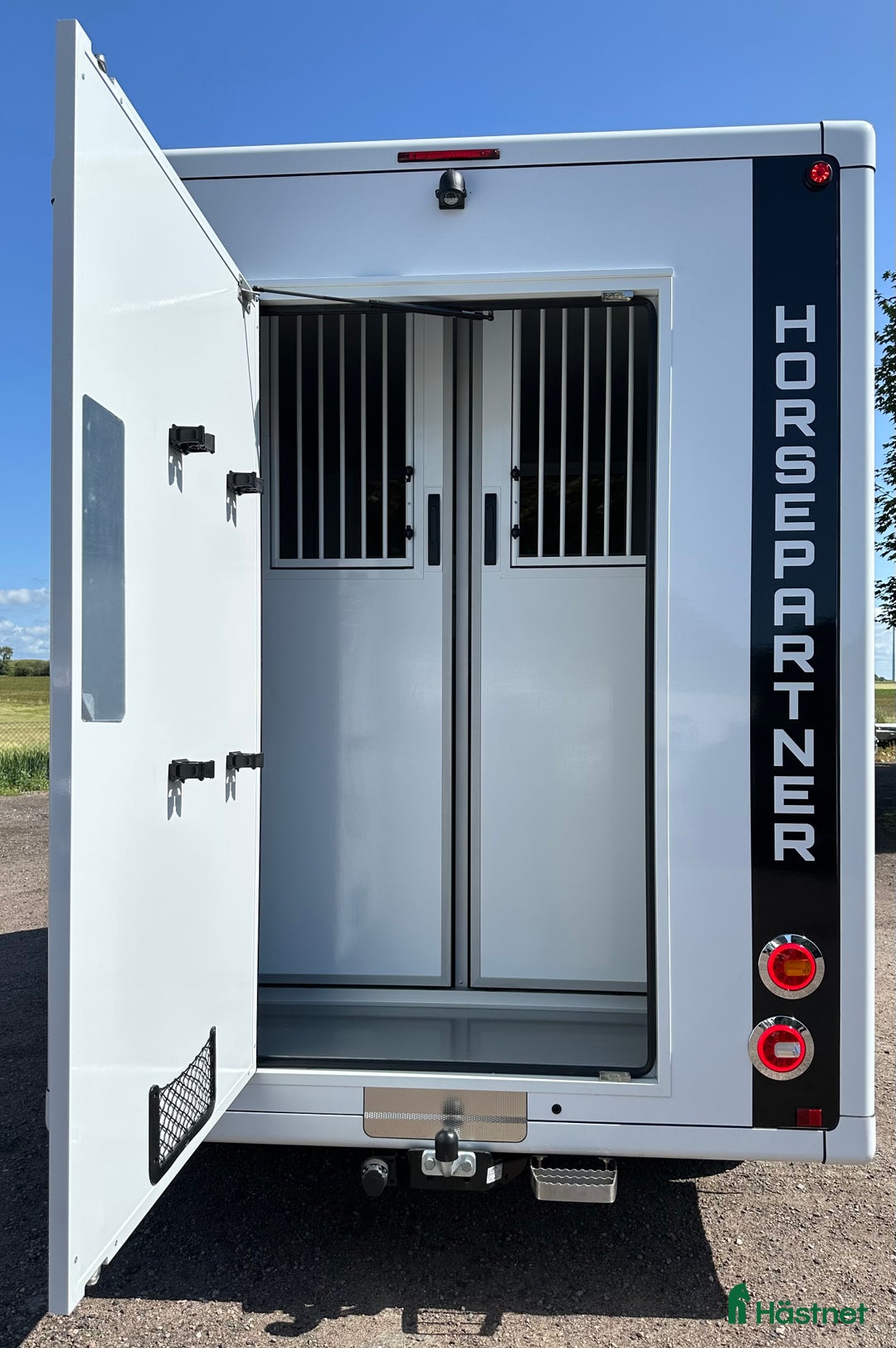 Hästlastbilar  fordon & transport till salu: NY HORSEPARTNER EQUIMAX HÄSTBIL i Laholm - Bild 11