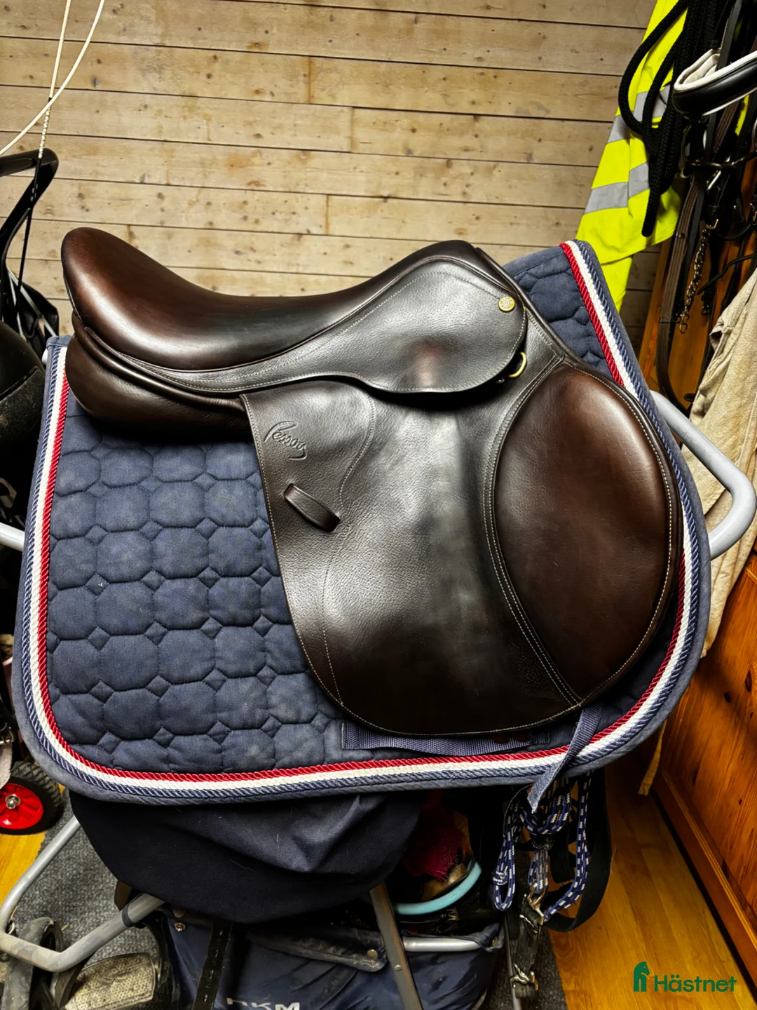 Sadlar hästutrustning till salu: Pessoa Amo 17” med koppjärn - Annons 2