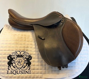 Sadlar hästutrustning till salu: Hoppsadel Lippo Fazzino 17,5" i Uppsala - Annons 2