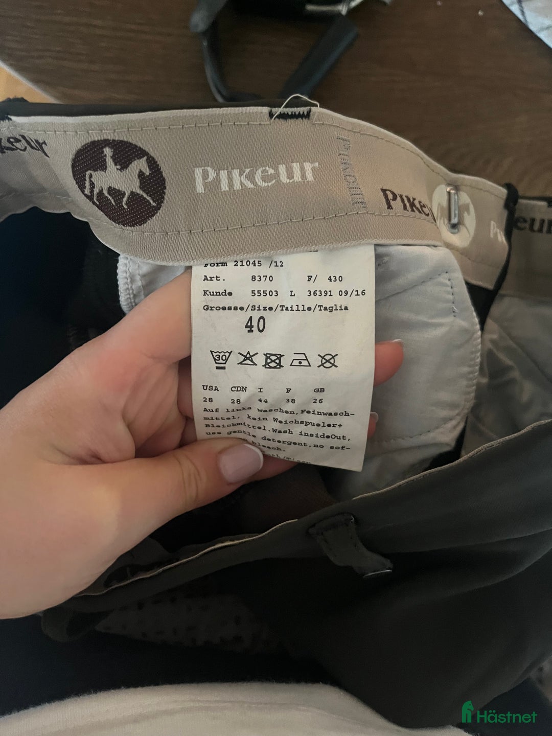 Ridbyxor ryttarutrustning till salu: Pikeur ridbyxor använda ca 3 gånger  i Lidingö - Annons 5