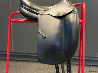 Sadlar hästutrustning Amerigo DJ Iceland 17” i toppskick - Annons 2
