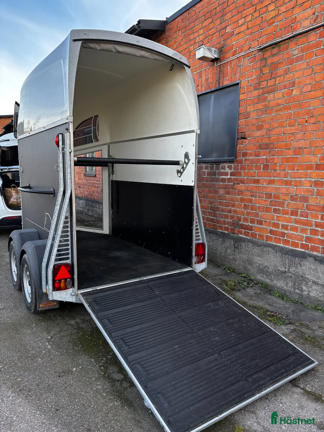 Hästtransporter  fordon & transport till salu: Hästtransport i mycket gott skick - Annons 8