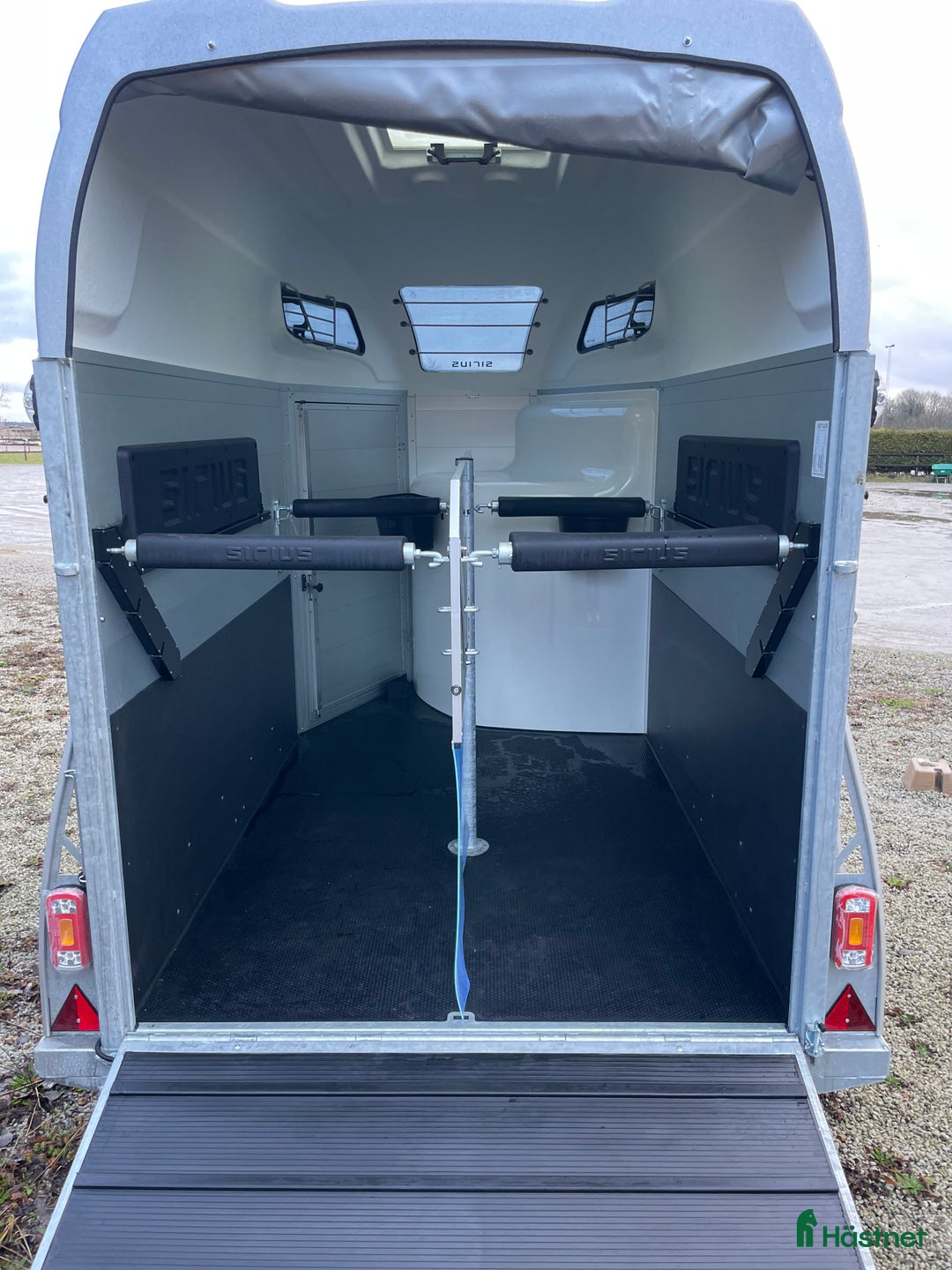 Hästtransporter  fordon & transport till salu: Slitstark och marknadens stabilaste konstruktion. i Flyinge - Annons 3