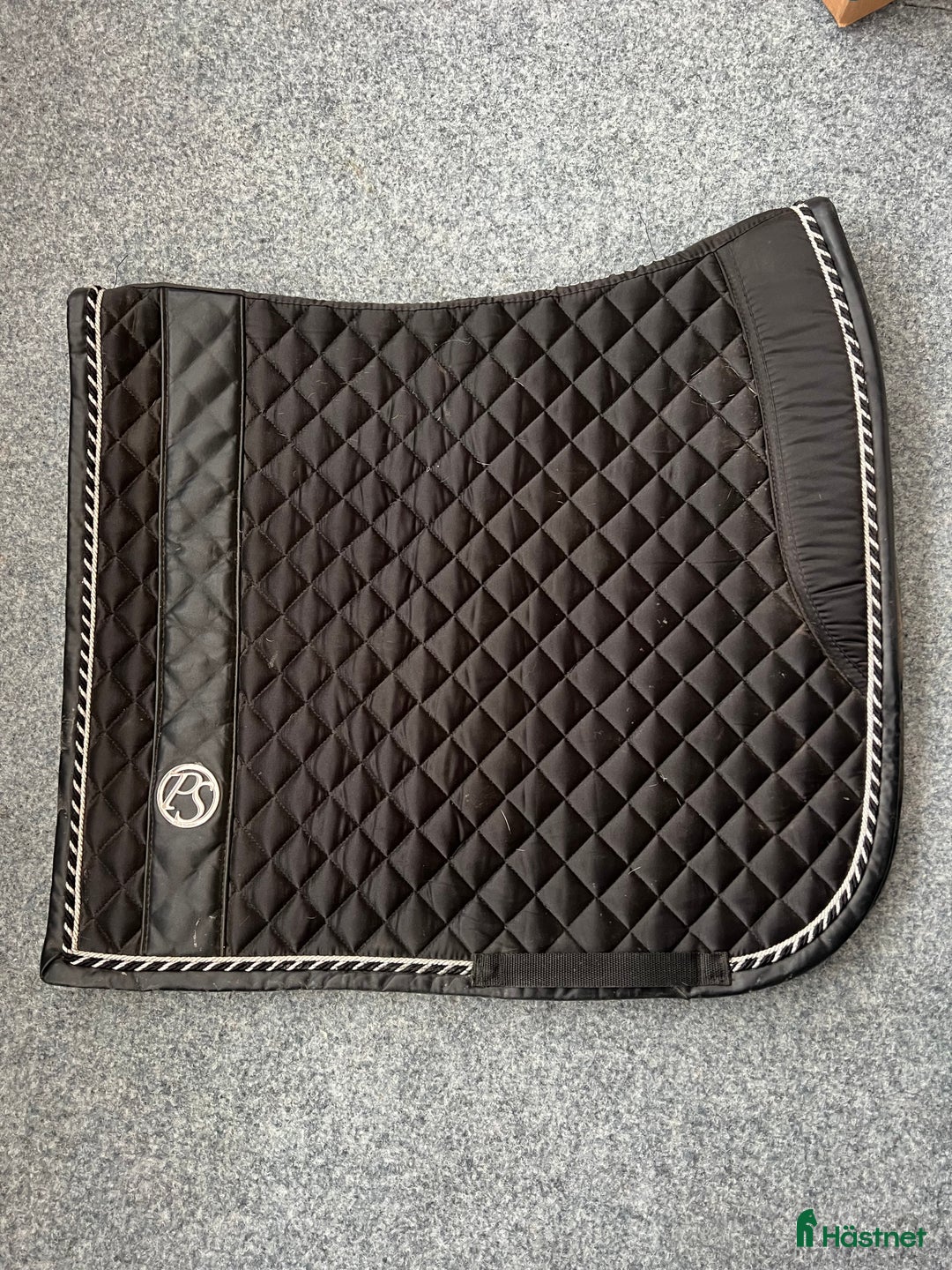 Schabrak & Vojlockar hästutrustning till salu: Ps & equiline dressyrschabrak i Bankeryd - Annons 5