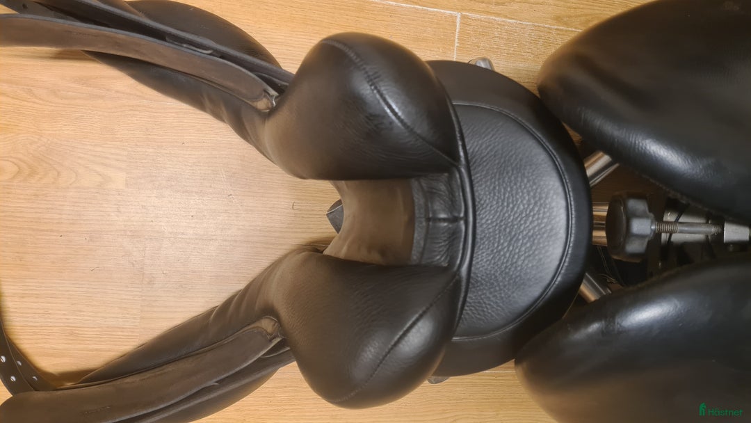 Sadlar hästutrustning till salu: Albion Adjusta Legend K2  i Hamneda - Annons 6