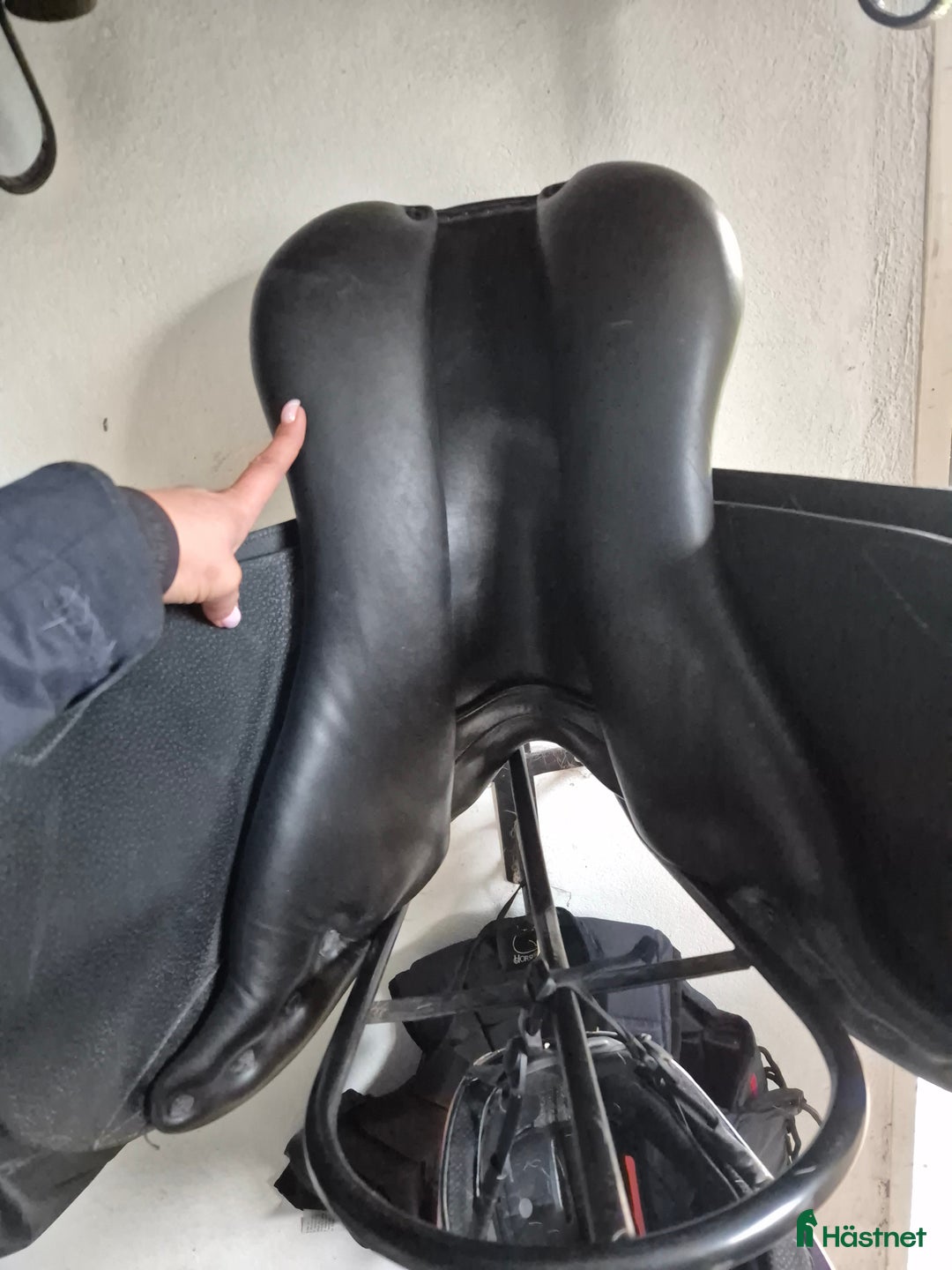 Sadlar hästutrustning till salu: Knigts Siddhant  i Hässleholm - Annons 4