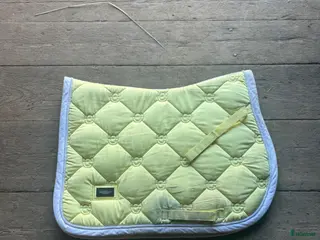 Schabrak & Vojlockar hästutrustning Gult Equestrian Stockholm schabrak!💛 - Annons 2