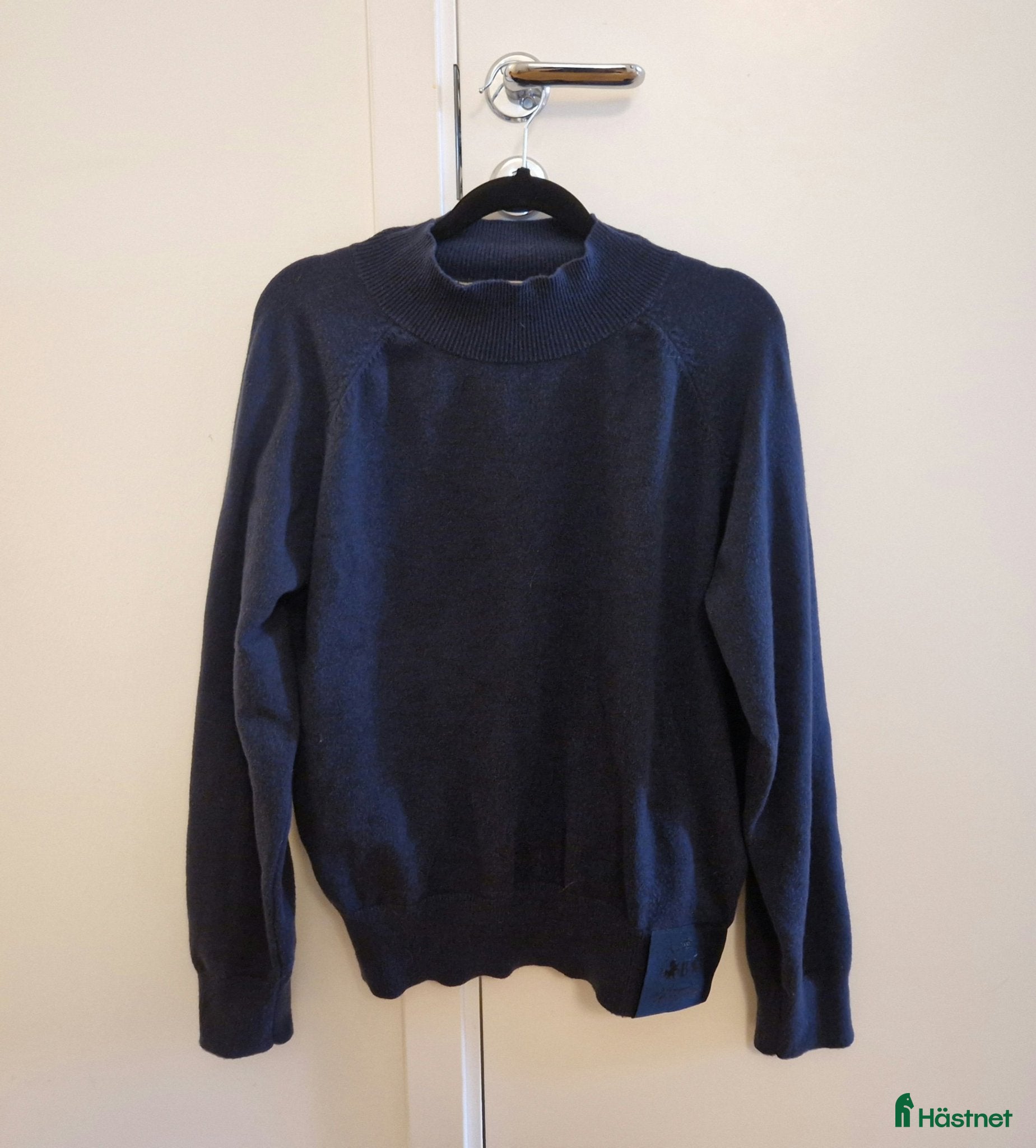 Övrigt Ridkläder ryttarutrustning till salu: Tröja i ullblandning från B-Vertigo i Sundsvall - Annons 13