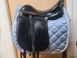 Sadlar hästutrustning till salu: Prestige Top Dressage i Hamneda - Annons 8