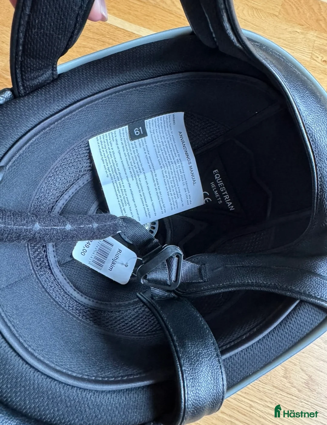 Hjälmar ryttarutrustning till salu: Ridhjälm  i Eskilstuna - Annons 2