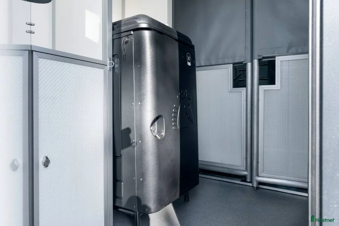 Hästlastbilar  fordon & transport till salu: Clear Round C1 (BAU65D) LASTVIKT: 1 670 kg i Täby - Annons 5