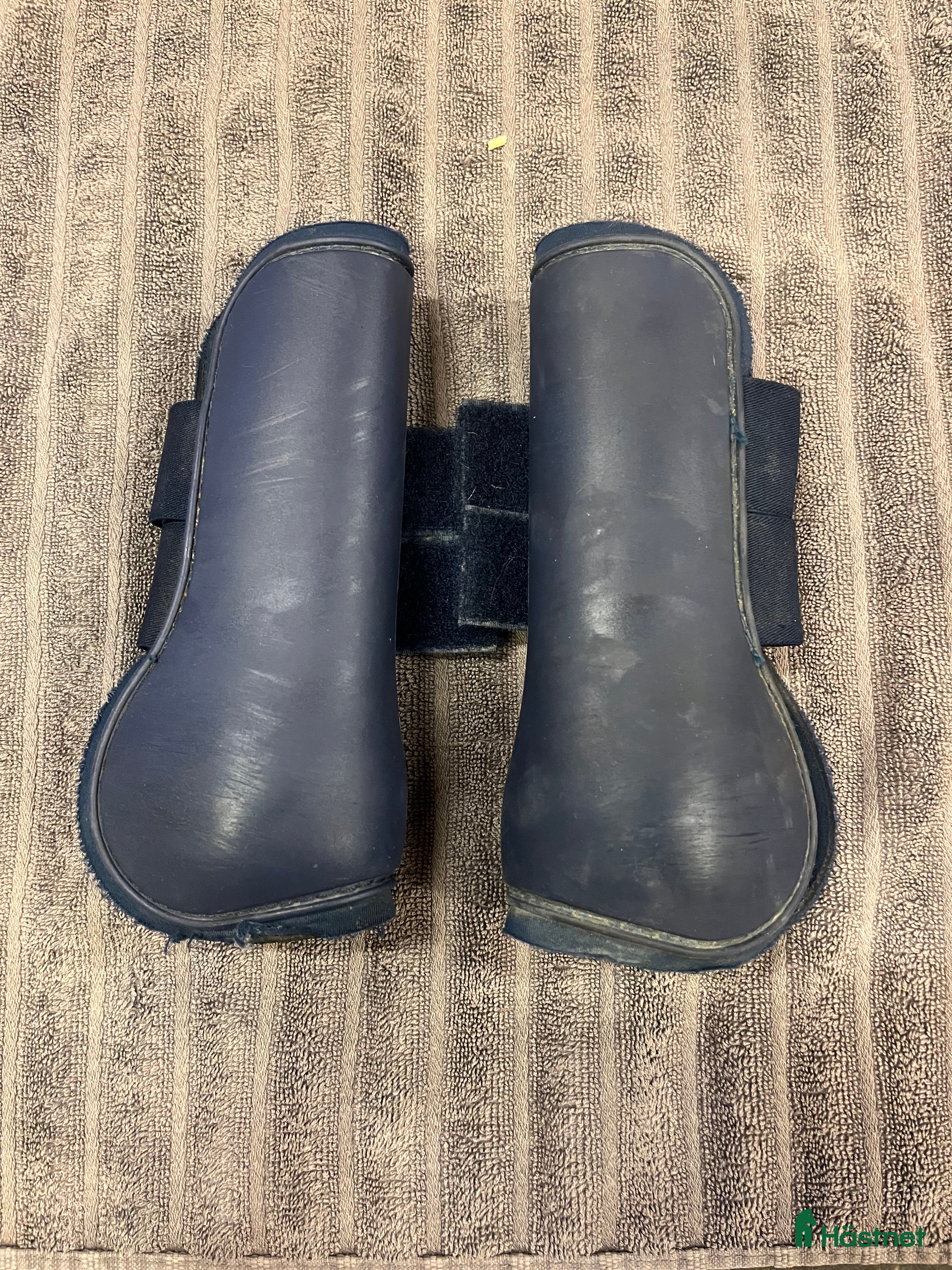 Benskydd hästutrustning till salu: Benskydd i Axvall - Annons 2