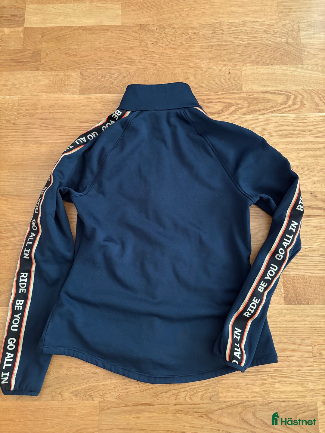 Övrig Ryttarutrustning ryttarutrustning till salu: Hm tröja i Solna - Annons 2