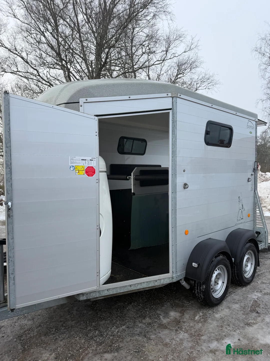 Hästtransporter  fordon & transport till salu: Böckmann portax frontutlastning Sadelkammare 2019 - Annons 8