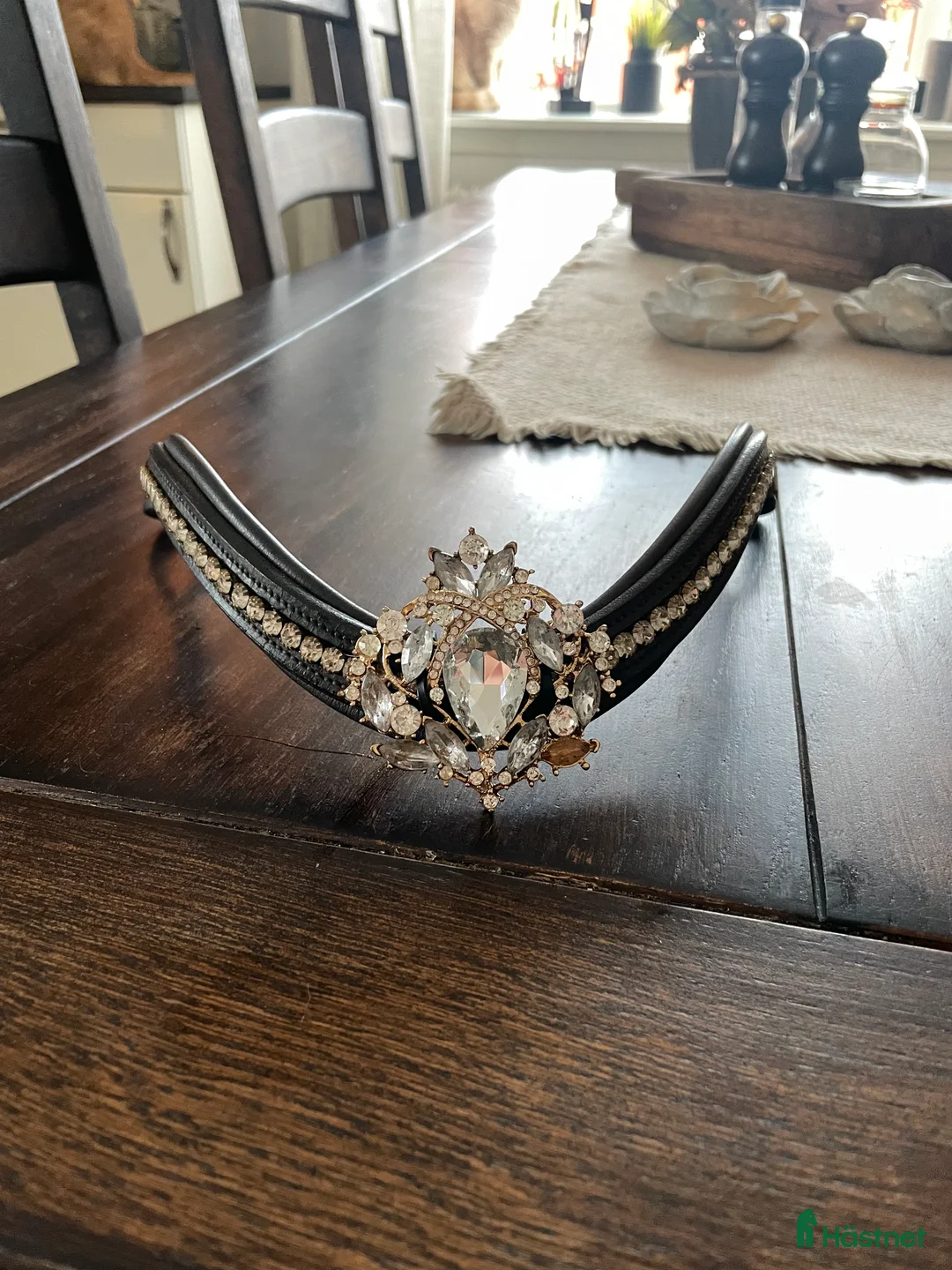 Träns hästutrustning till salu: Fint pannband från Divoyh - Annons 1