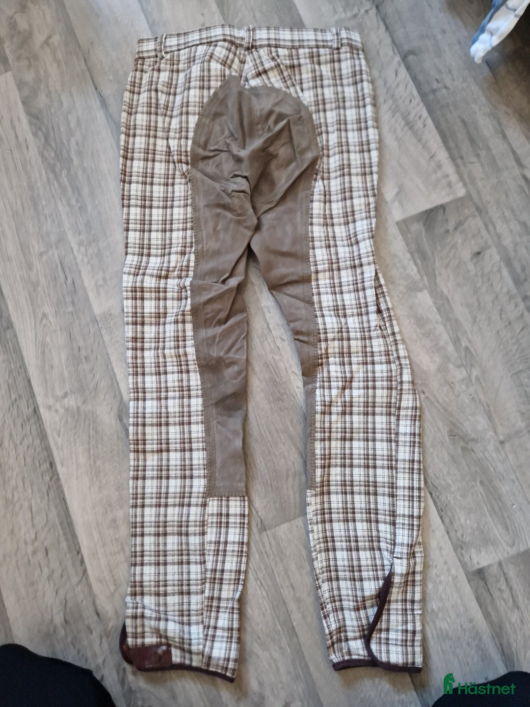 Ridbyxor ryttarutrustning till salu: helskodda ridbyxor i Hallstahammar - Annons 2