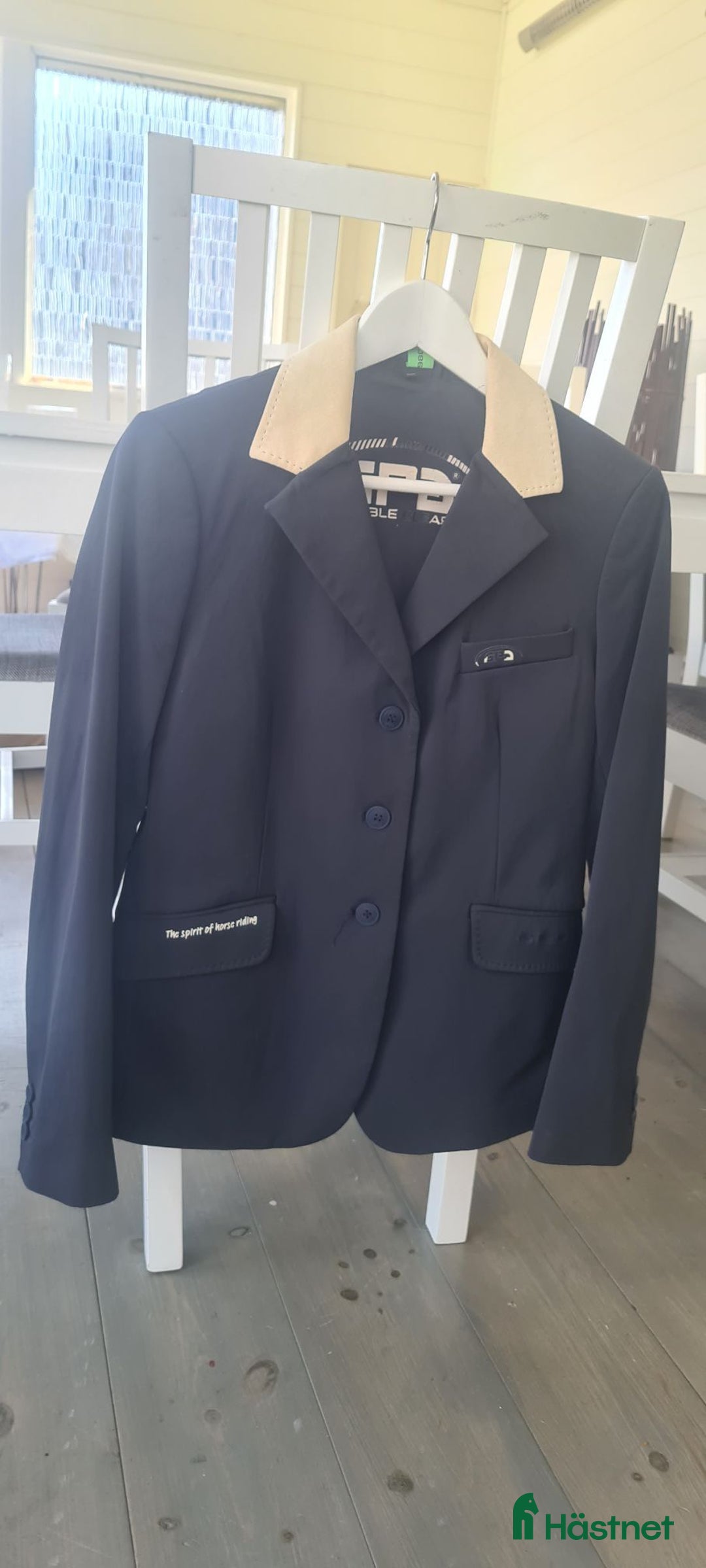 Jackor & Kavajer ryttarutrustning till salu: GPA Tävlingskavaj "Grand Prix II" i Härnösand - Annons 2