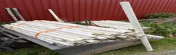 Stallinredning, stängsel & gård övrig utrustning till salu: Staket stolp i plast i Knivsta - Annons 1