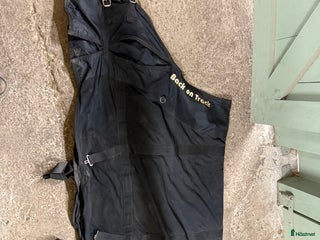 Täcken hästutrustning till salu: Back On Track - Annons 8