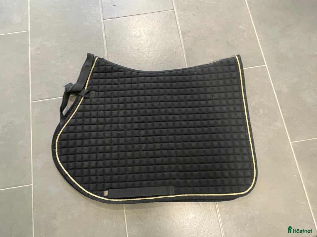 Schabrak & Vojlockar hästutrustning till salu: Schabrak  i Göteborg - Annons 2