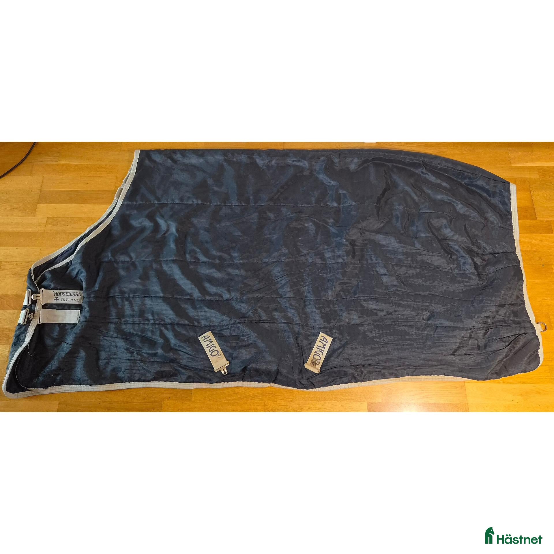 Täcken hästutrustning Amigo Insulator 200g - Annons 2