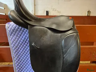 Sadlar hästutrustning Fin sadel i Mjölby - Annons 4