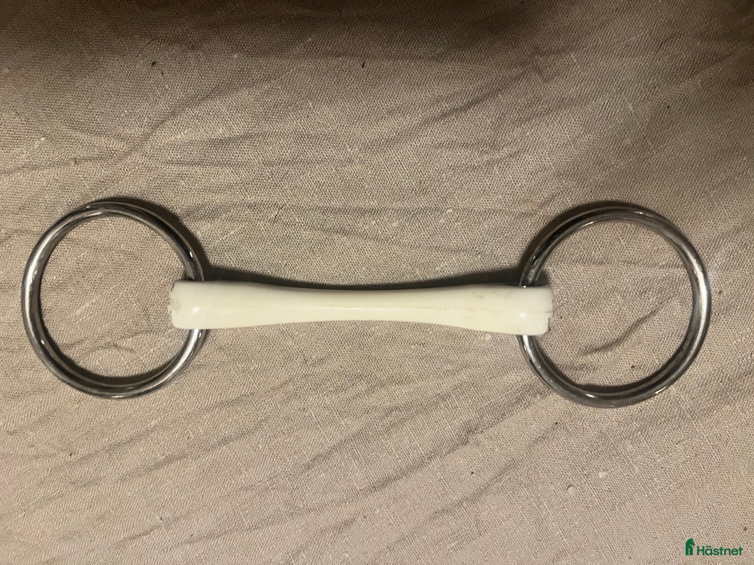 Bett hästutrustning till salu: Lippo gummibett 11,5  i Vallentuna - Annons 2