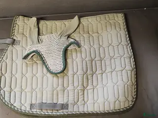 Schabrak & Vojlockar hästutrustning Schabrak med matchande huva - Annons 1