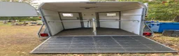 Hästtransporter  fordon & transport till salu: Rymlig hästtransport  - Annons 2