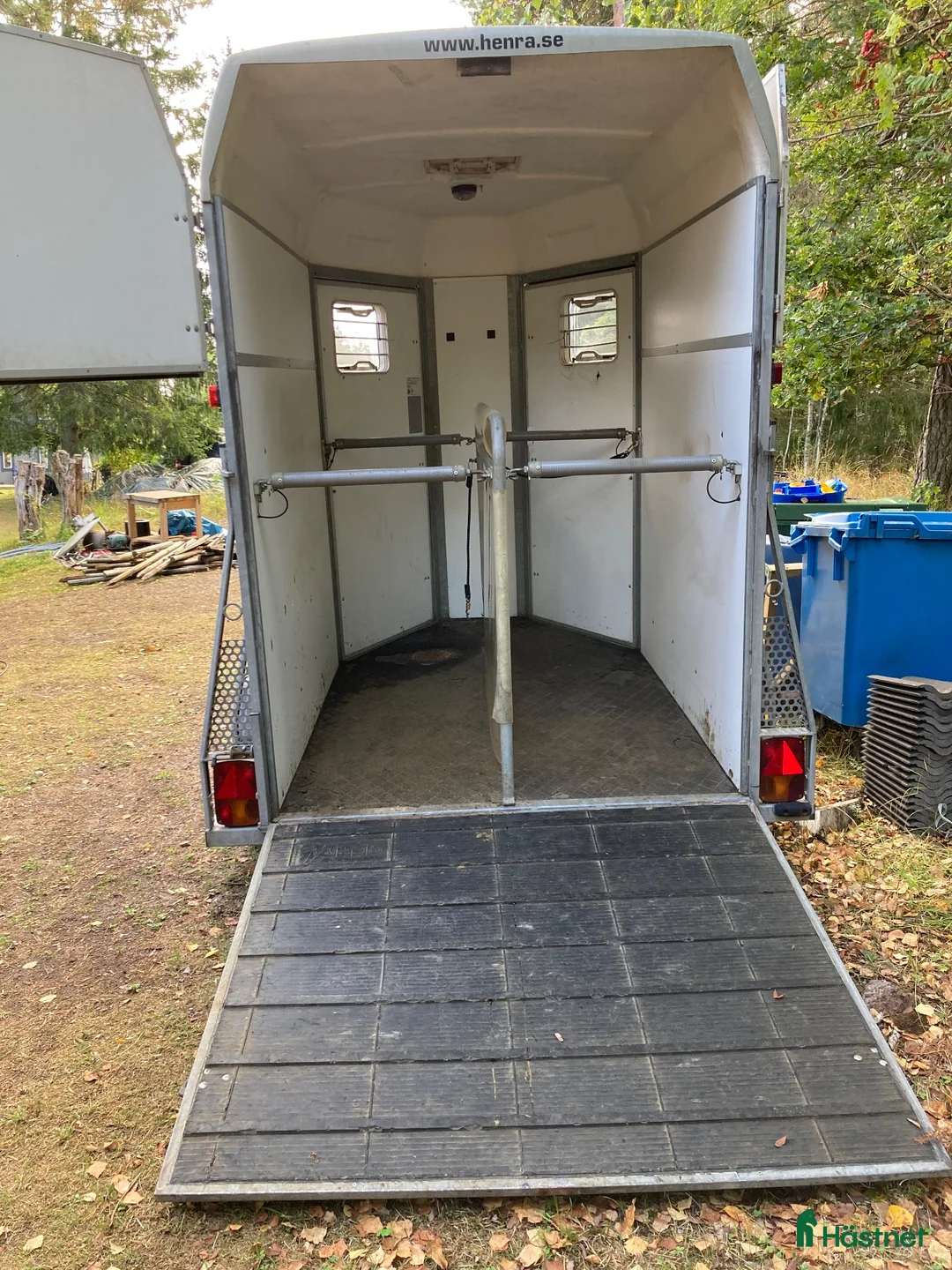 Hästtransporter  fordon & transport till salu: Rymlig hästtransport  - Annons 2