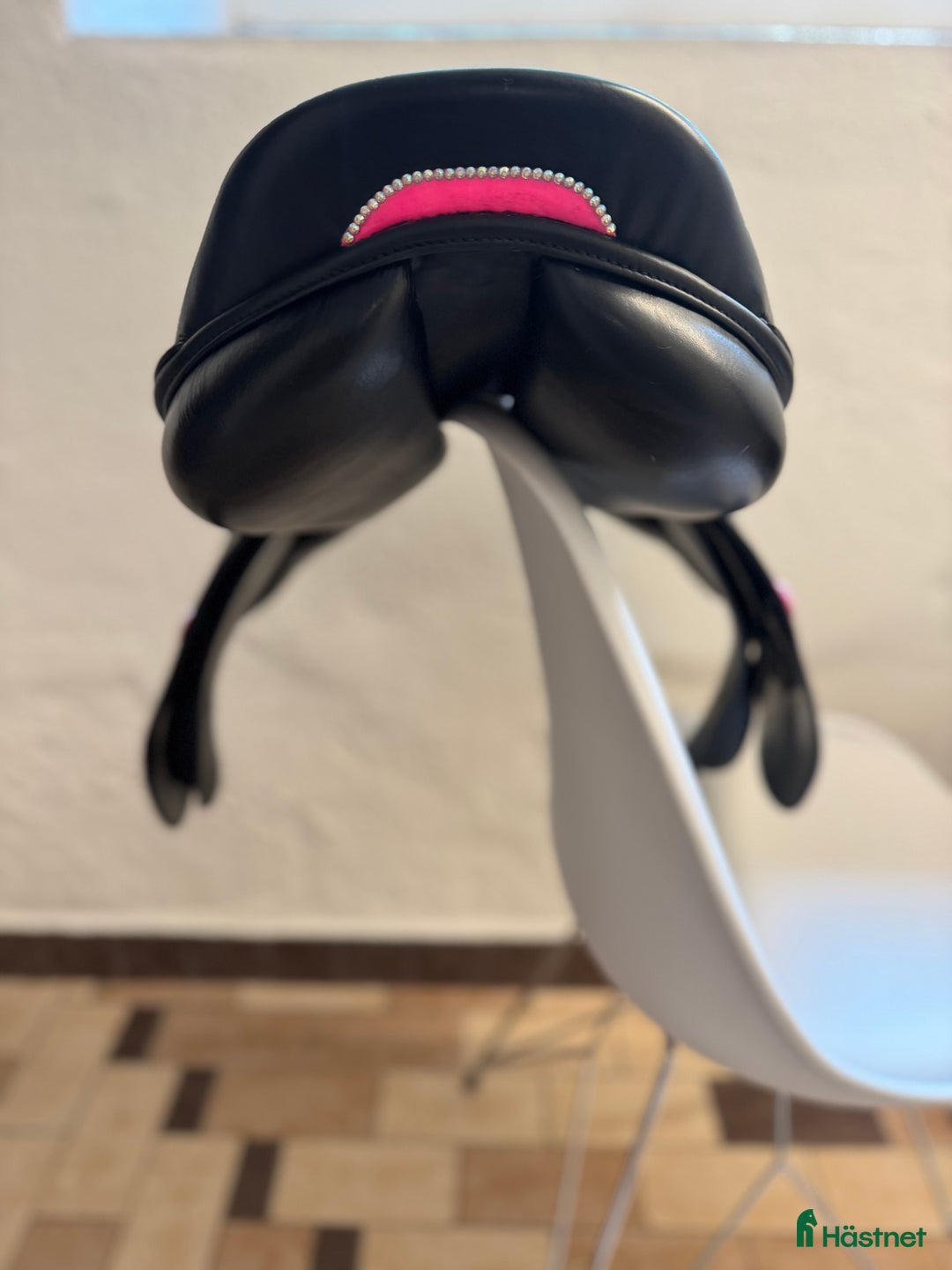 Sadlar hästutrustning till salu: INTRESSEKOLL Santa Cruz i Helsingborg - Annons 3