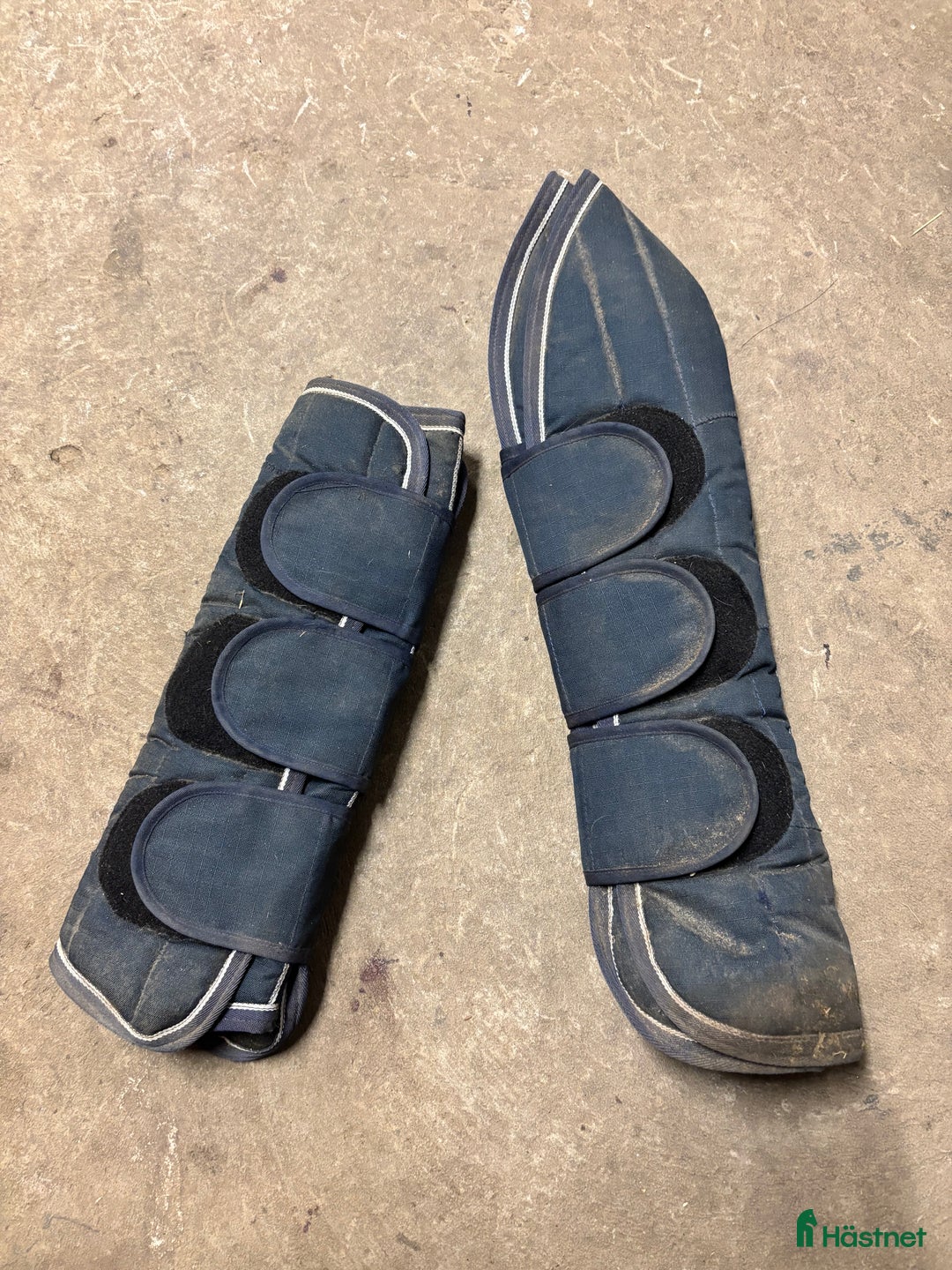 Benskydd hästutrustning till salu: Transportskydd  i Vinninga - Annons 1