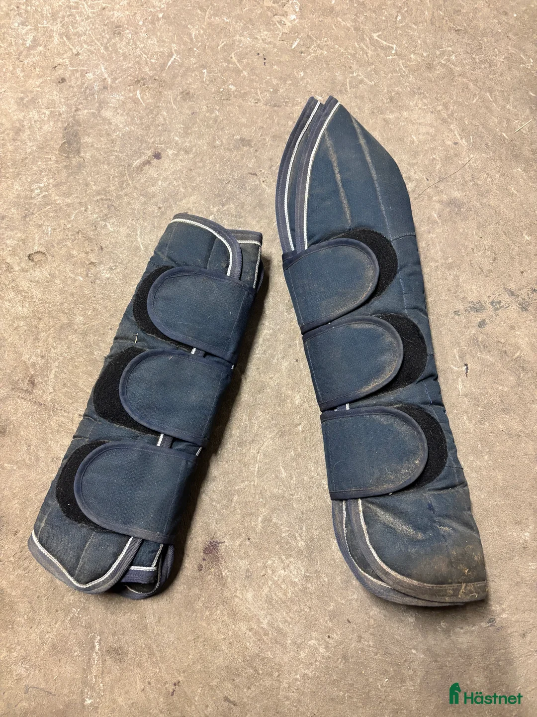 Benskydd hästutrustning till salu: Transportskydd  i Vinninga - Annons 1