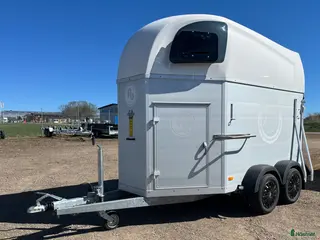 Hästtransporter fordon & transport till salu: Blomert Nairobi Premium Flex med momsavdrag - Annons 8