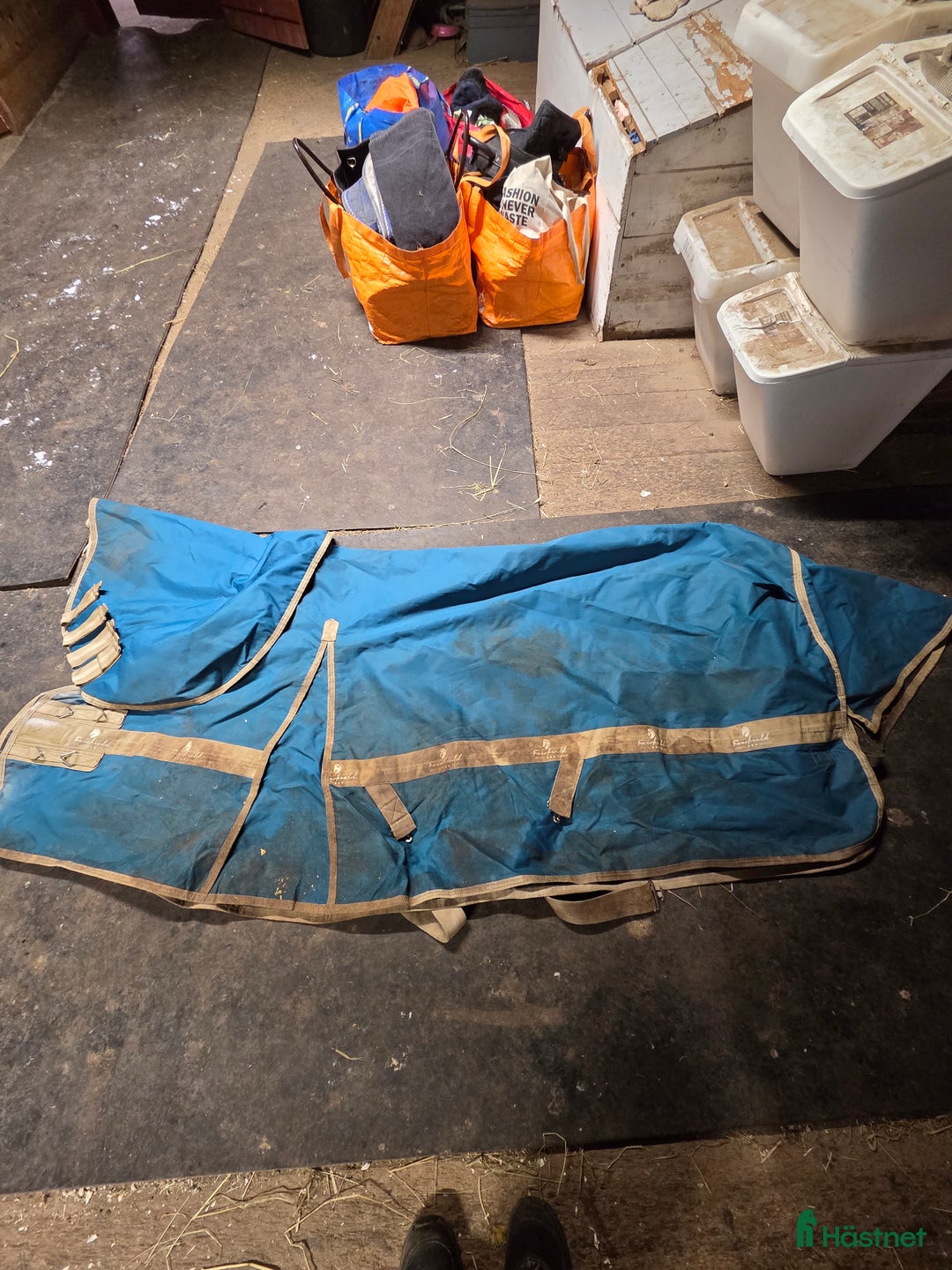 Täcken hästutrustning till salu: Fairfield täcke 80g i Hortlax - Annons 1