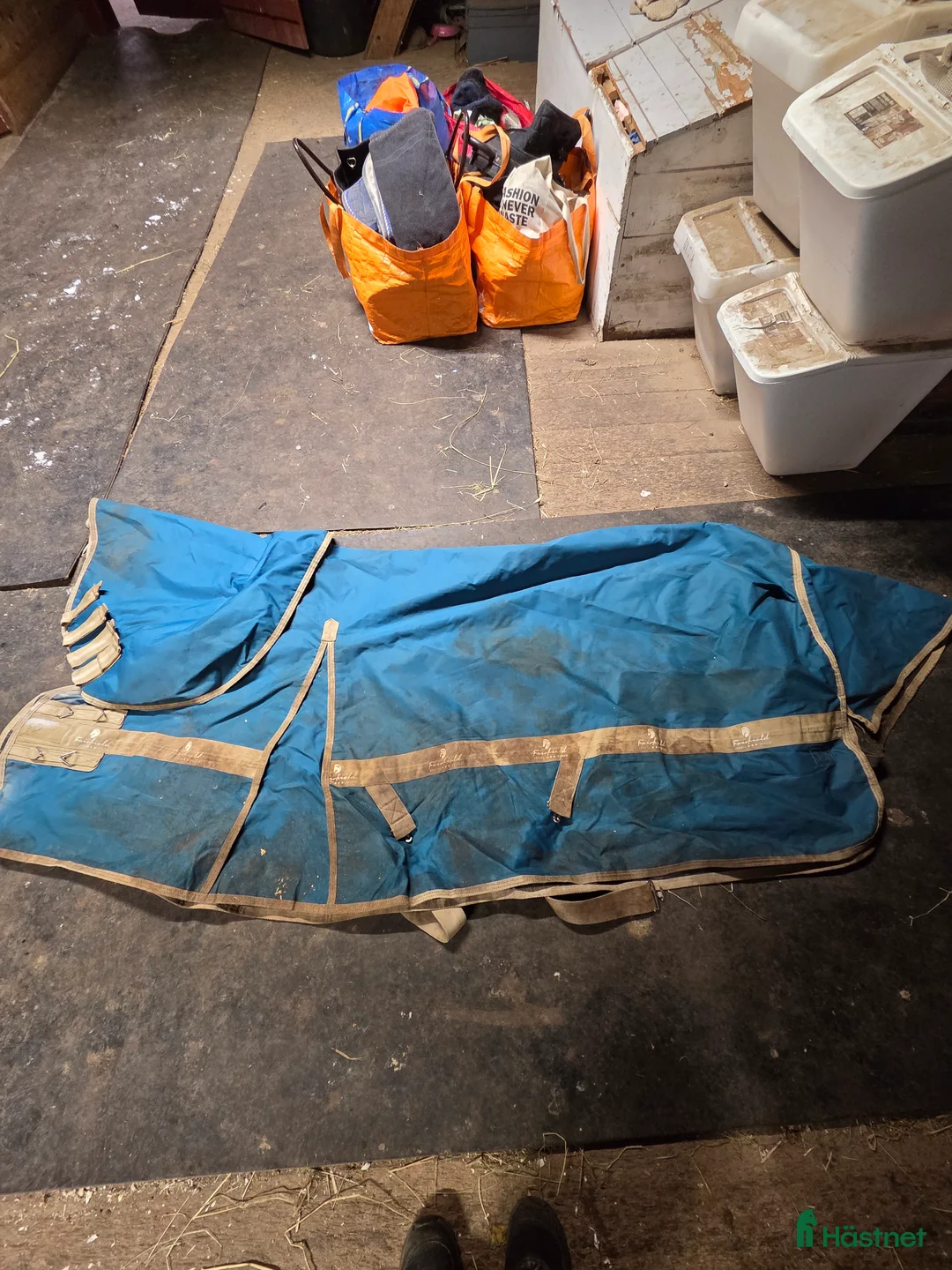 Täcken hästutrustning till salu: Fairfield täcke 80g i Hortlax - Annons 1