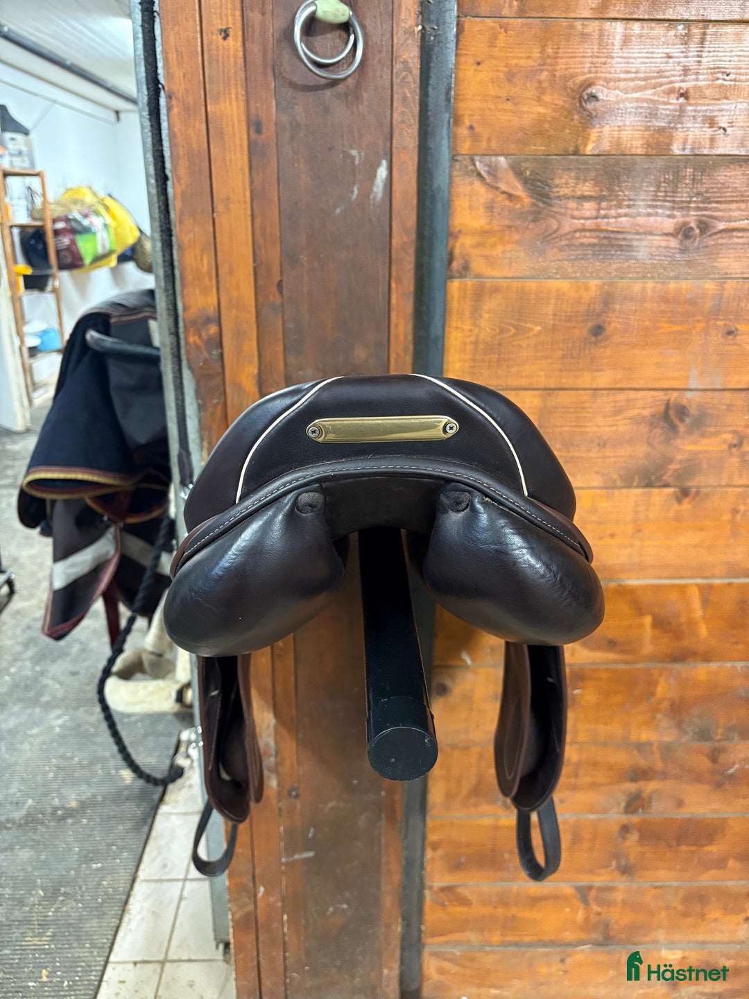 Sadlar hästutrustning till salu: Versailles Prestige i Kungälv - Annons 1