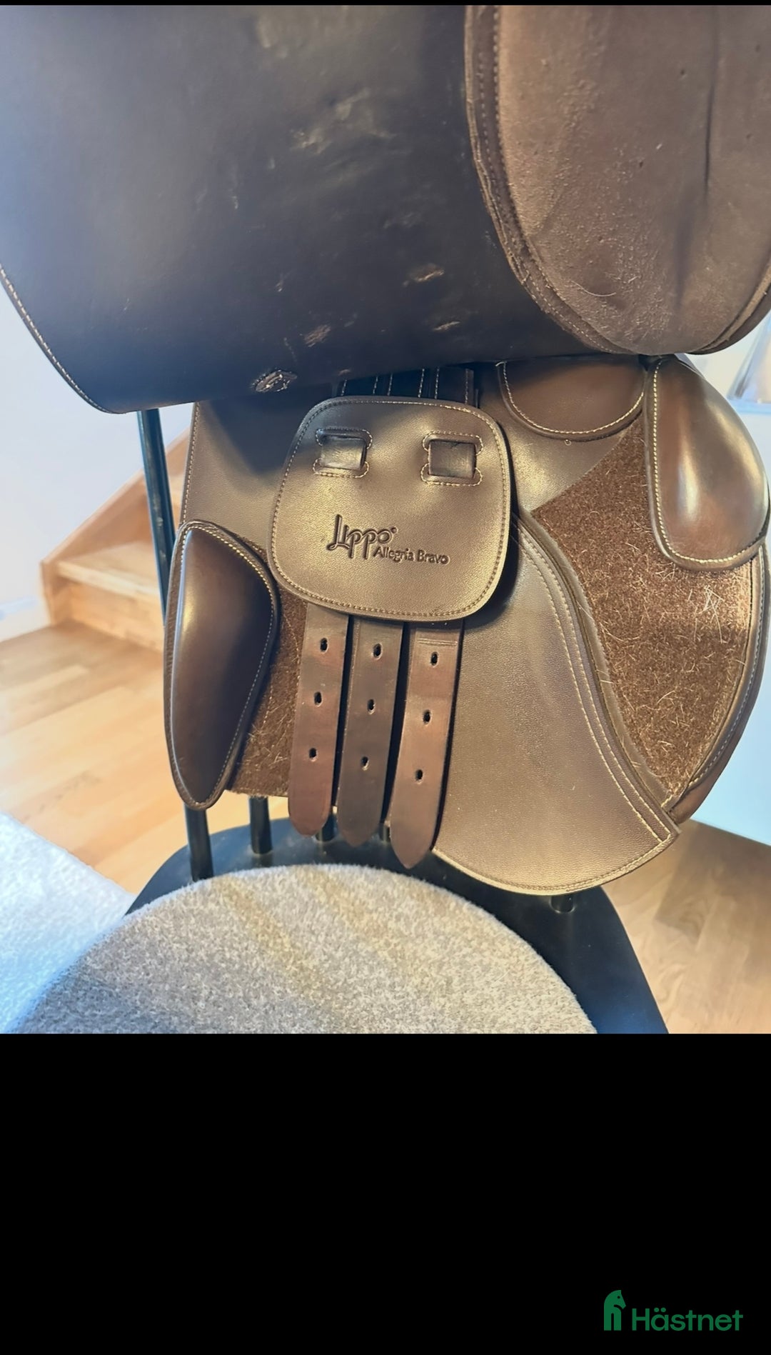 Sadlar hästutrustning till salu: Lippo hoppsadel i Göteborg - Annons 3