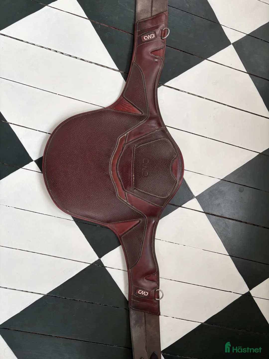 Sadeltillbehör hästutrustning till salu: CWD Magplatta  - Annons 1